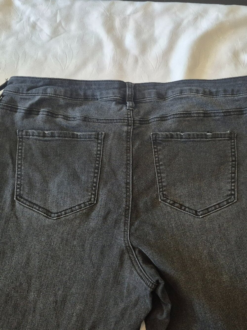 Cropped Jeans - Picture 4 of 9